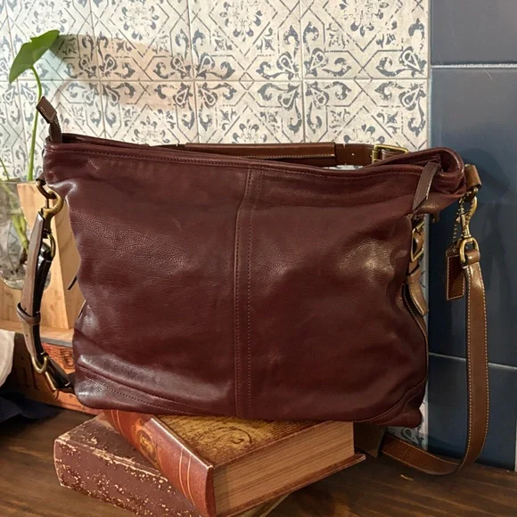 Coach Vintage Dark Brown Leather Bucket Bag - Picture 2 of 9